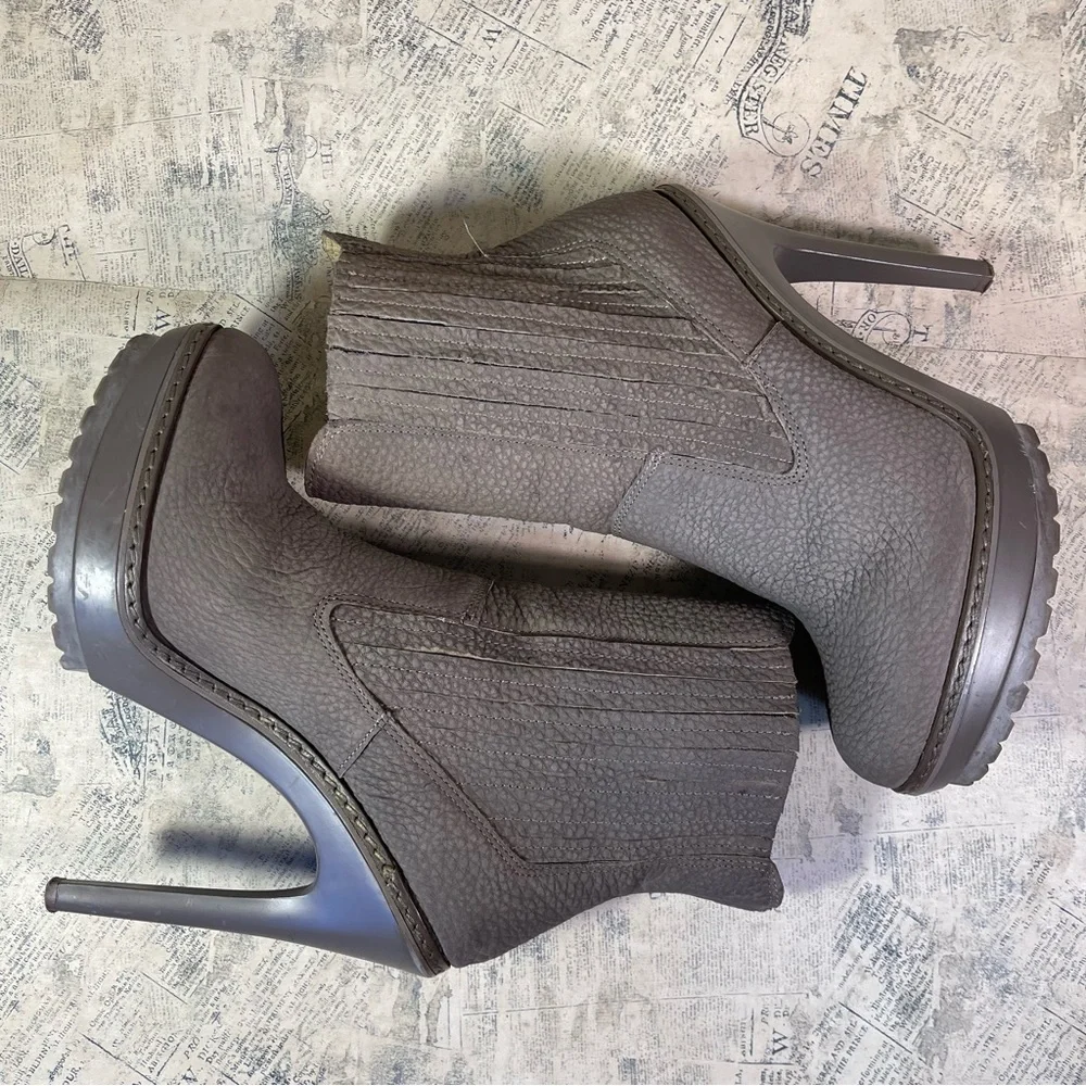 BCBGMaxAzria Virginia Taupe Leather Platform Stiletto Pull On Tall Boots Nubuck